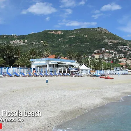 里贾瑞公寓式酒店 * 博尔焦韦雷齐