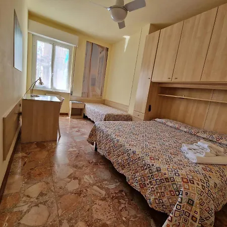 דירה Ligure בורג'ו ורצי