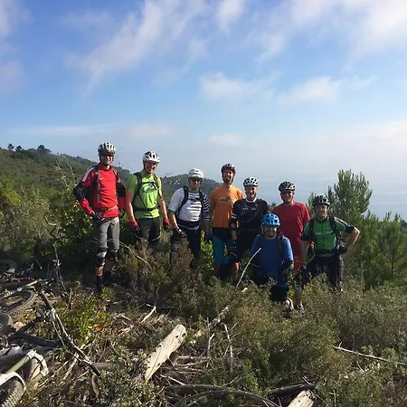 דירה Ligure בורג'ו ורצי