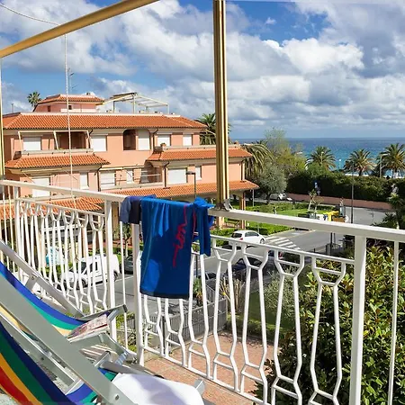 Ligure * בורג'ו ורצי