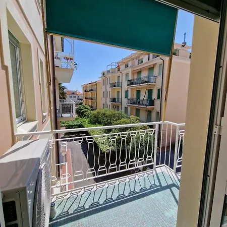 Lejlighed Ligure